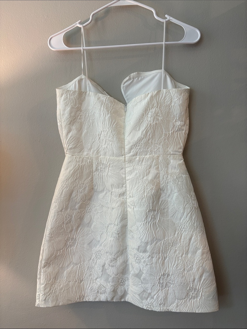 Strapless White Textured Floral Mini Dress - Picture 2 of 4